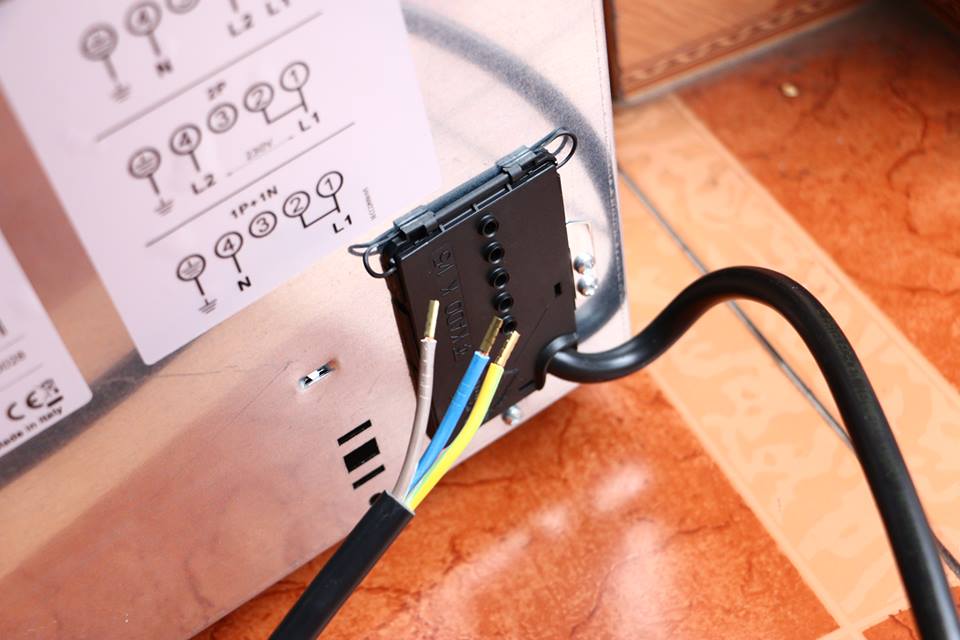 Cách đấu dây nguồn cho bếp từ