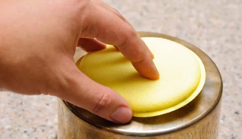 Cách vệ sinh đáy nồi chảo