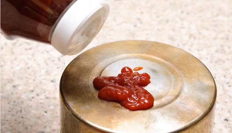 Cách vệ sinh đáy nồi chảo