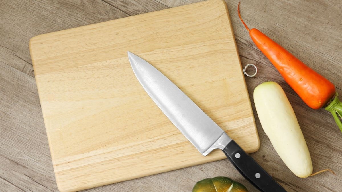 Hướng dẫn bạn sử dụng thớt đúng cách và cách chọn phân biệt màu sắc của thớt