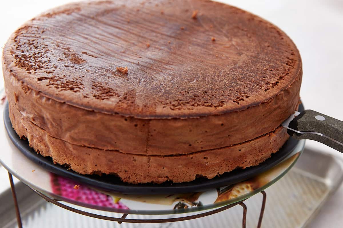 cách làm bánh Sacher Torte chuẩn hương vị Áo