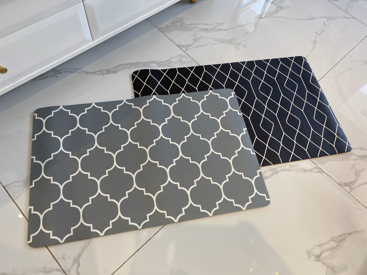 Các dụng cụ nhà bếp cần được thay thế thường xuyên