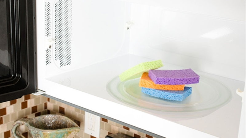 Cách sử dụng miếng rửa chén đúng chuẩn và an toàn