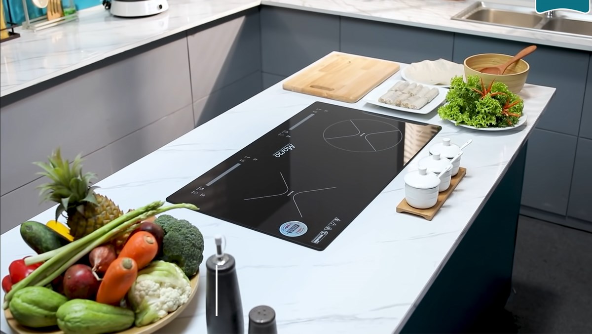 Khi nào nên thay mặt kính bếp từ Nguyên nhân và giá thay kính bếp từ là bao nhiêu