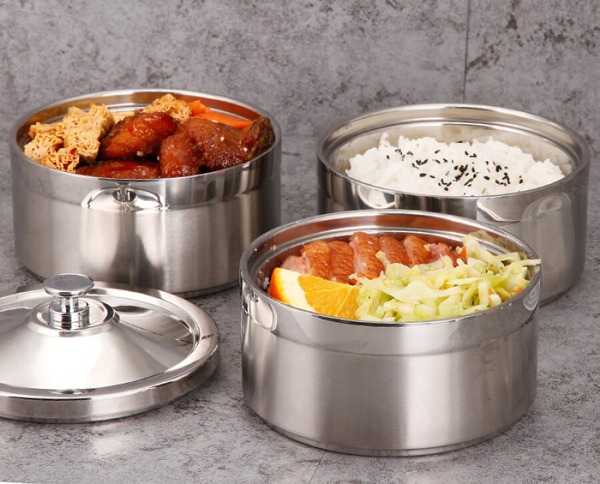 Phân biệt hộp đựng thực phẩm dùng được và không dùng được trong lò vi sóng