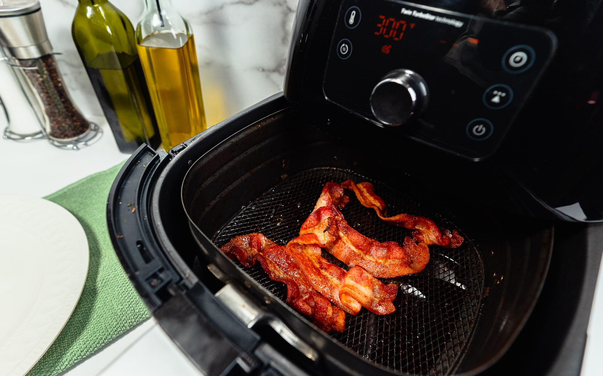 những loại thực phẩm không nên nấu trong nồi chiên không dầu