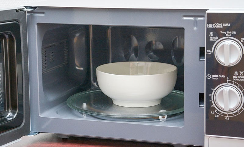 Cách khắc phục đĩa lò vi sóng bị vỡ