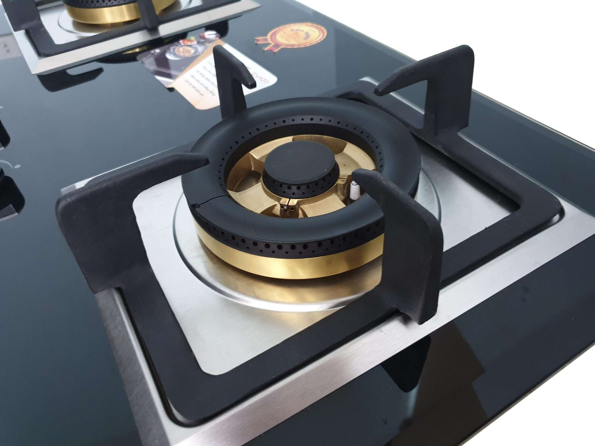 Cách vệ sinh mâm chia lửa của bếp gas