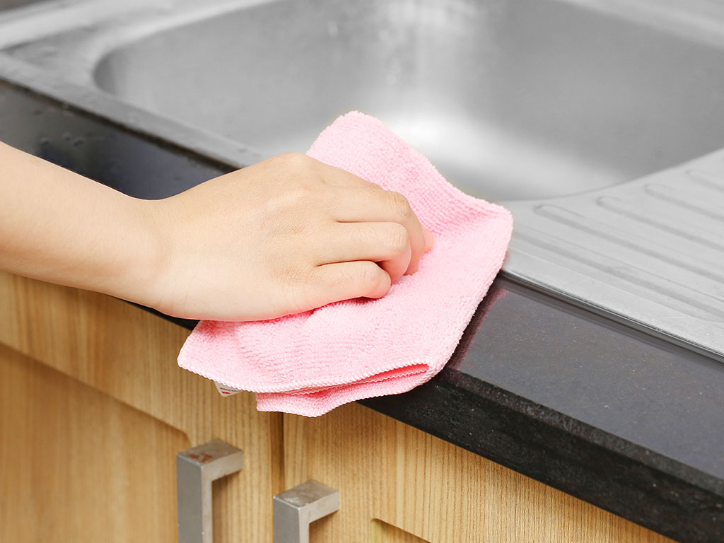 Dụng cụ vệ sinh nhà bếp