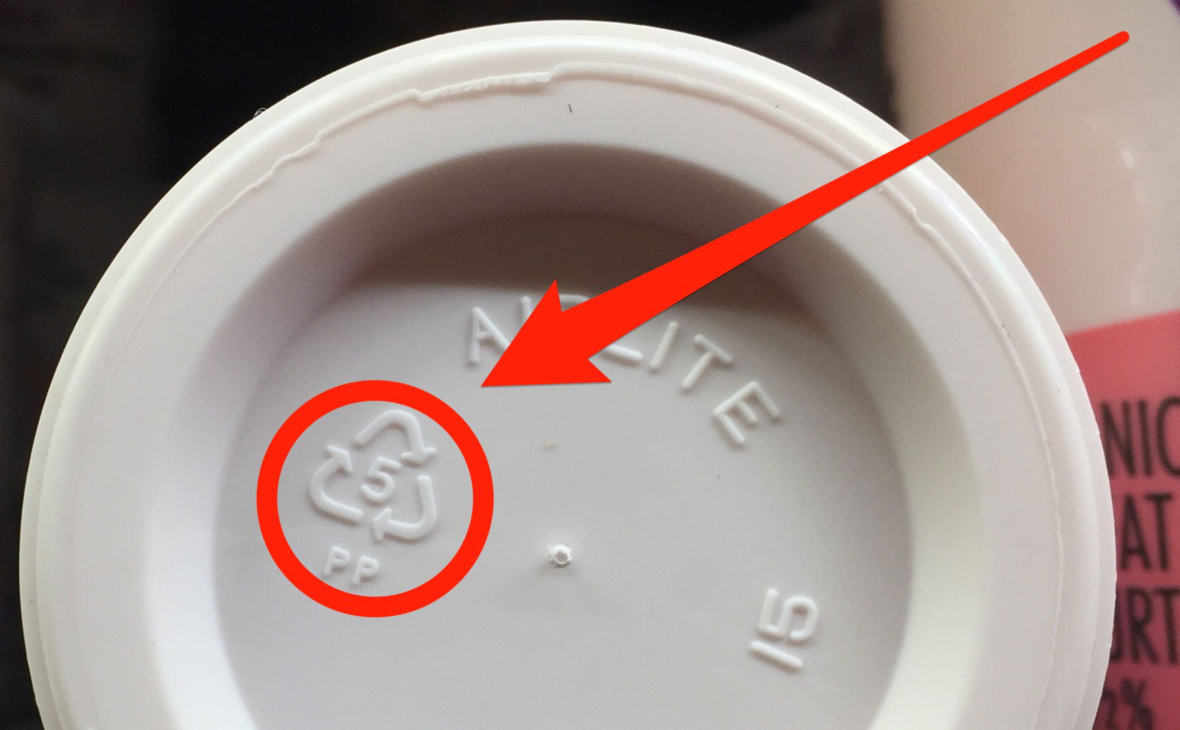 Ý nghĩa của các con số dưới đáy chai hộp nhựa thực phẩm