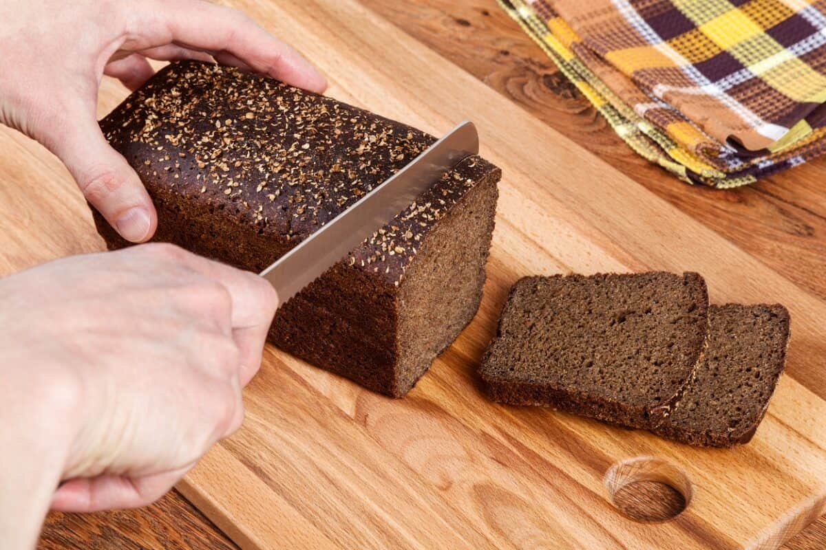 cách làm bánh mì đen bằng lò nướng