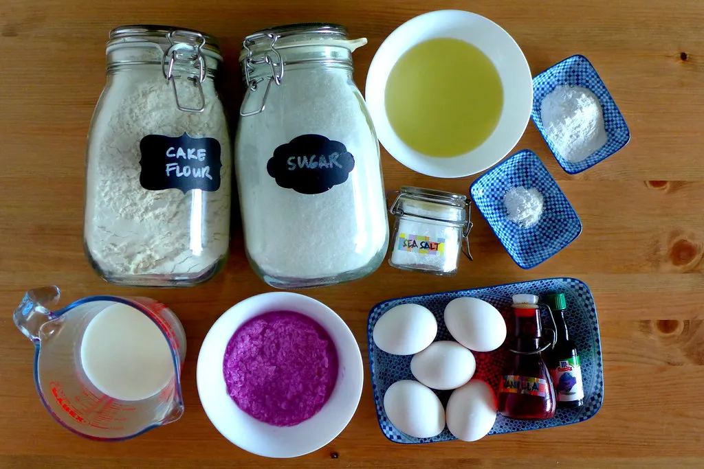 cách làm bánh Crepe cuộn nhân khoai lang tím