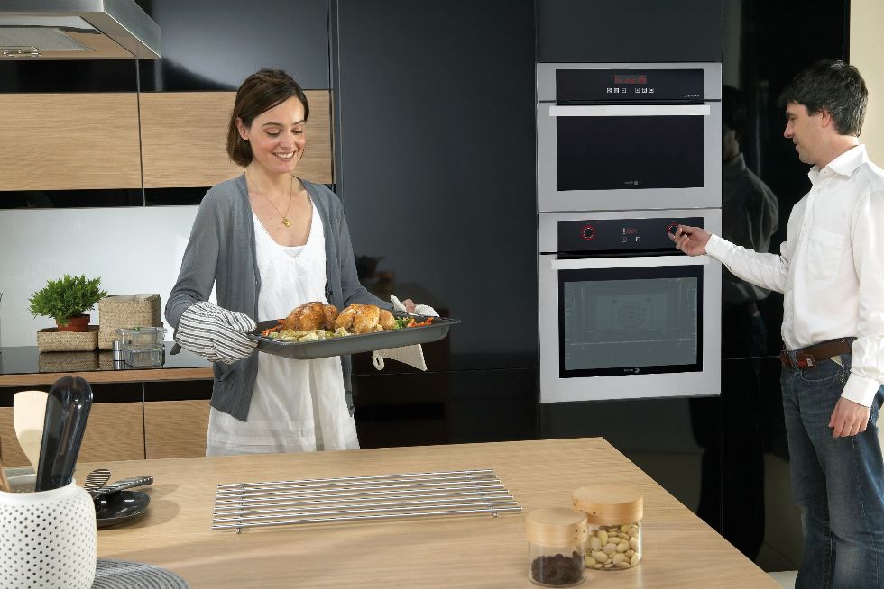 4 dấu hiệu cảnh báo cần thay lò nướng mới