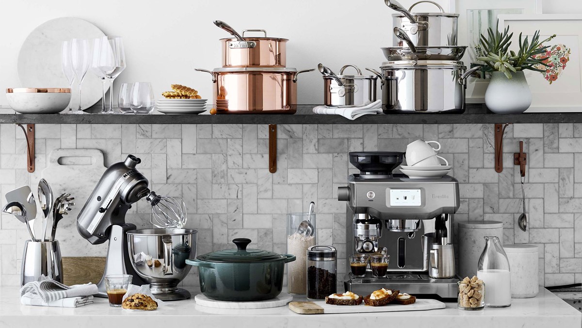 9 dụng cụ nấu nướng ngày tết cần được thay mới