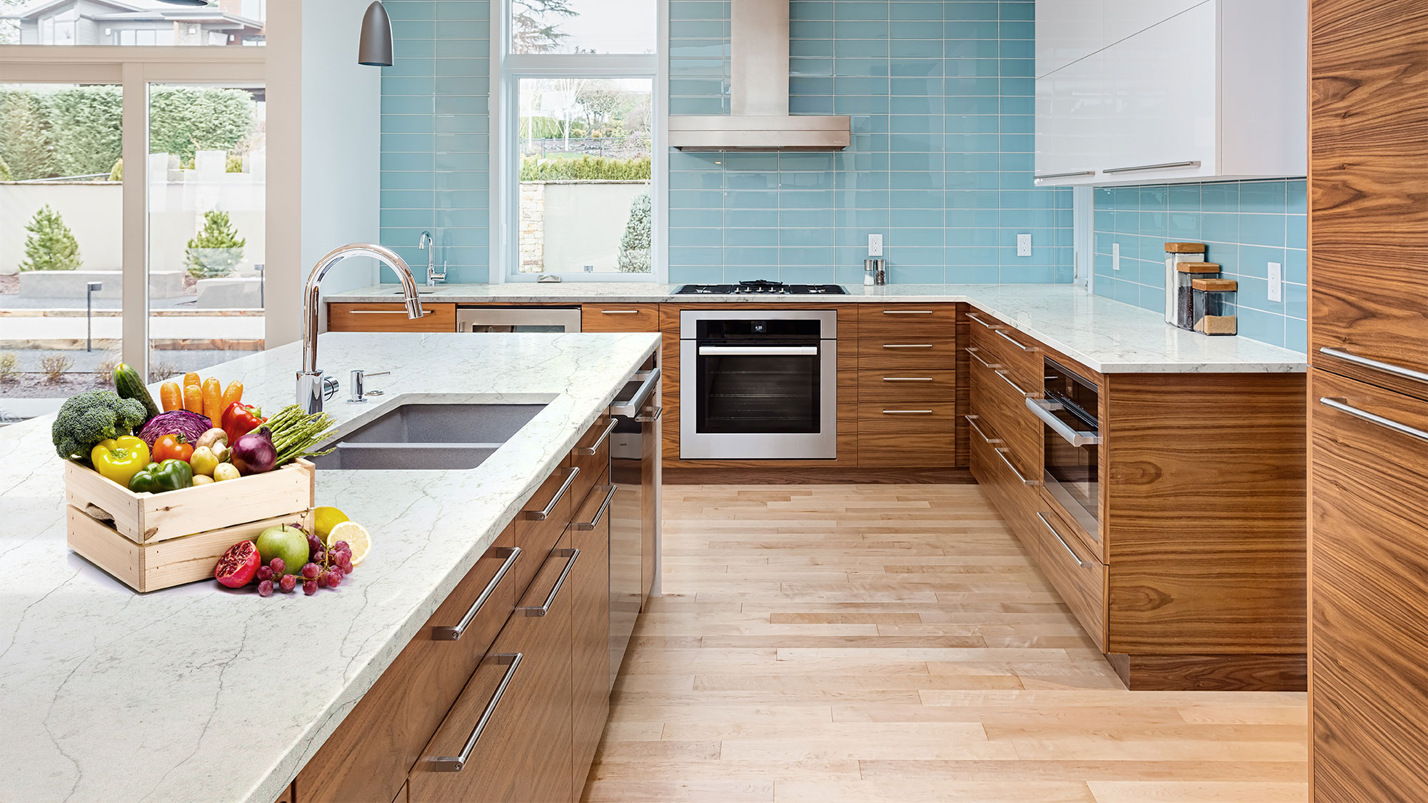 Mặt bàn bếp nên dùng đá gì Đá tự nhiên hay nhân tạo