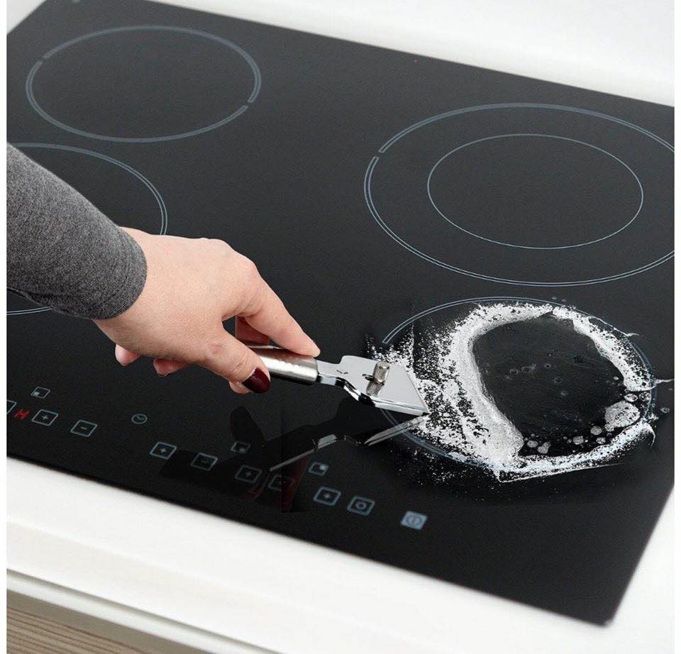 Những điều cần tránh với mặt kính bếp từ