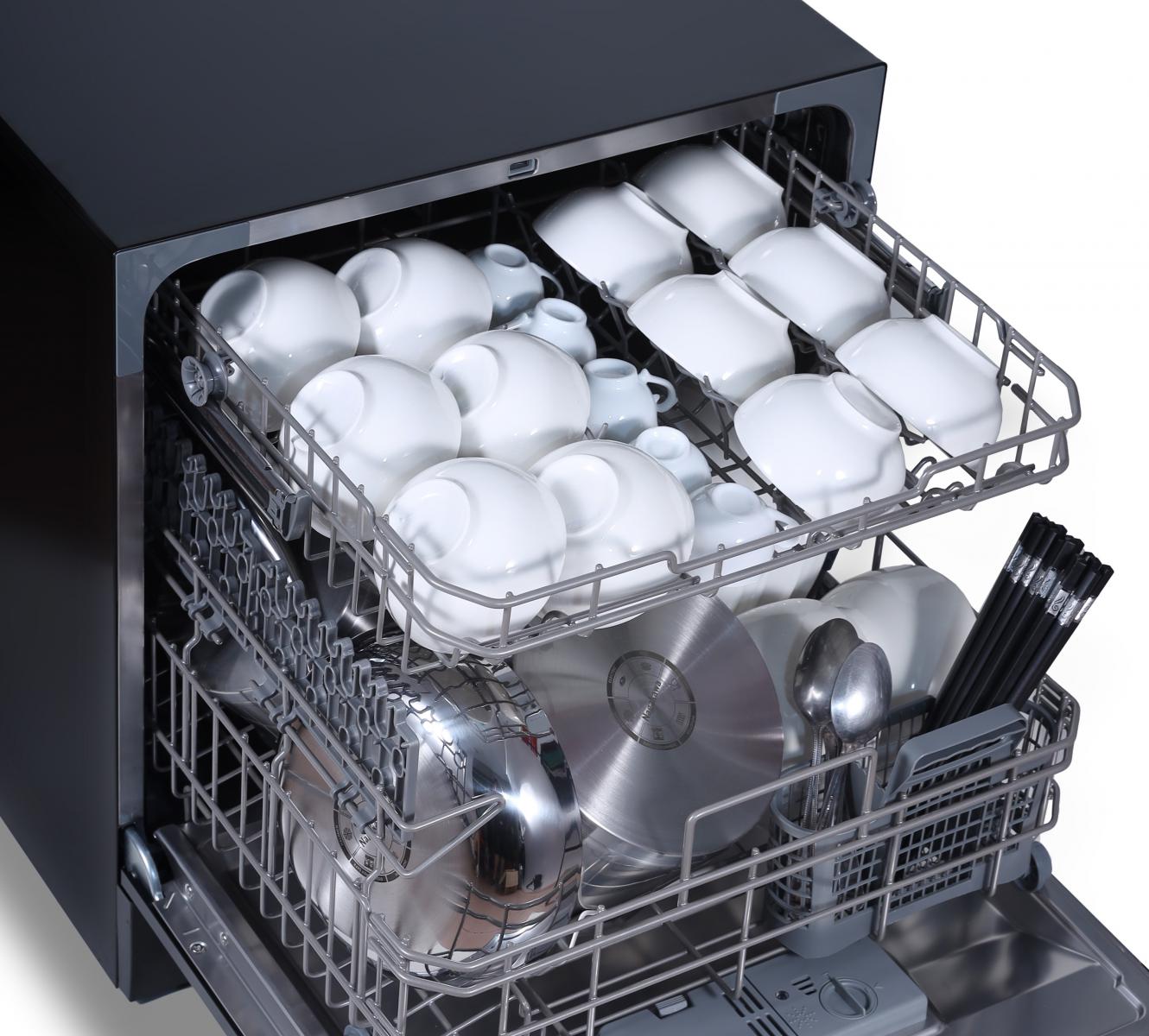 Cách sắp xếp bát đĩa vào máy rửa bát