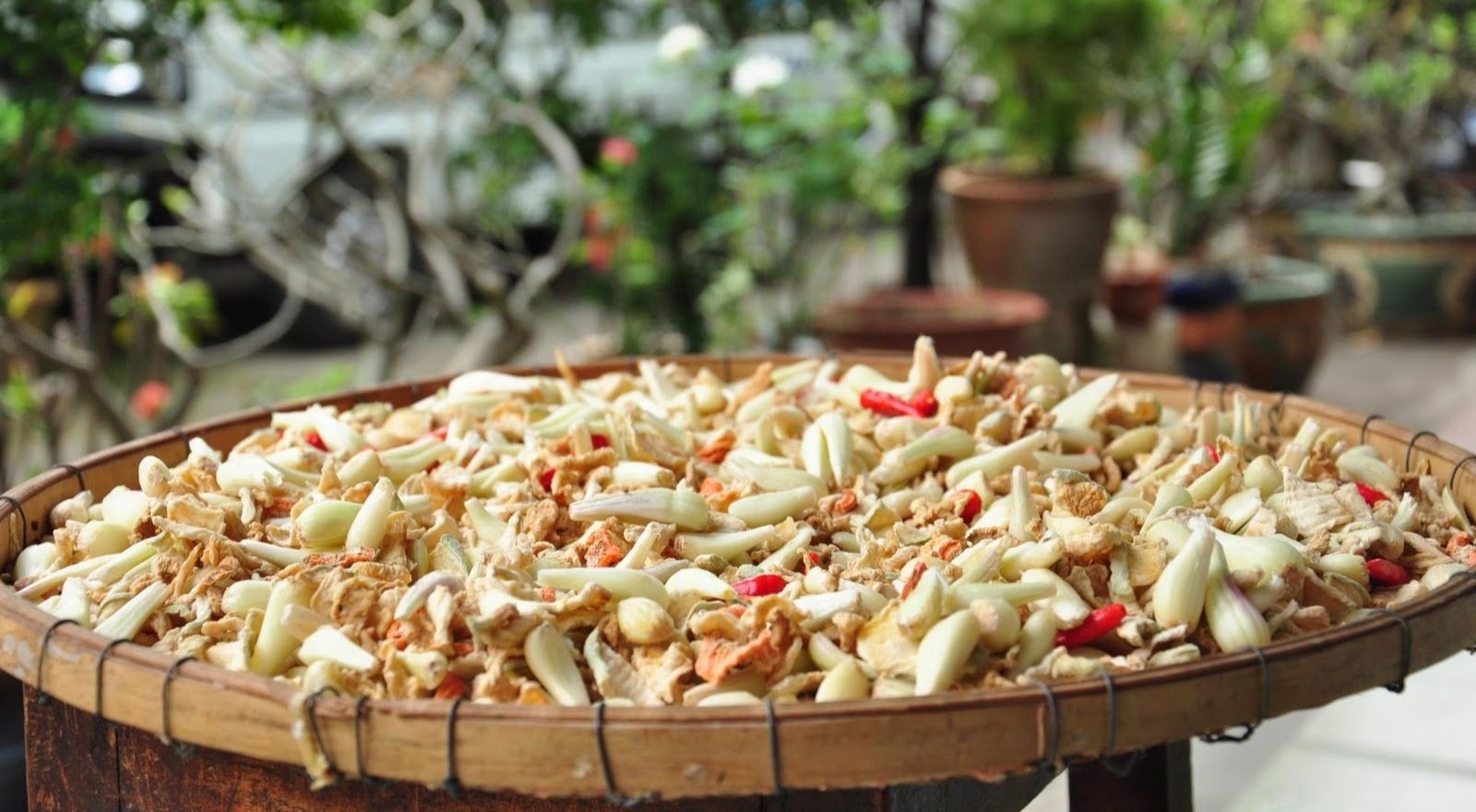 Cách làm dưa món giòn ngon cho ngày Tết