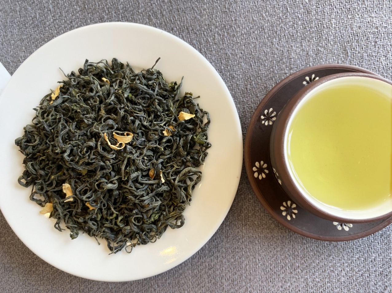 những loại trà ngon thích hợp để đãi khách ngày Tết