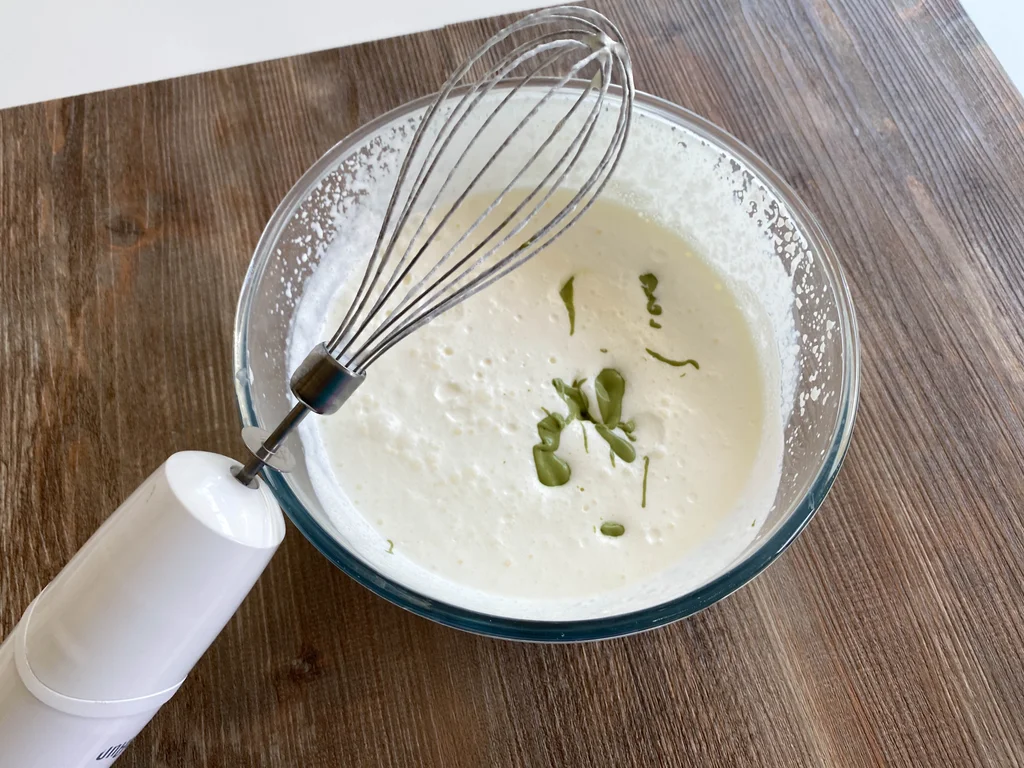 cách làm socola truffle Matcha trà xanh nhân dâu tây