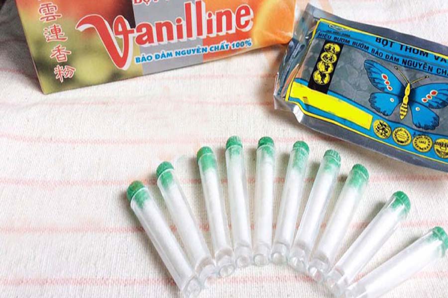 Tuyệt chiêu khử mùi khét trong lò vi sóng