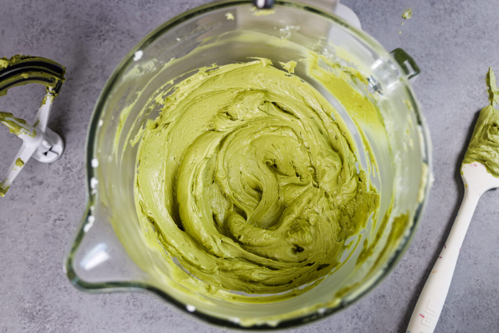 cách làm socola truffle Matcha trà xanh nhân dâu tây