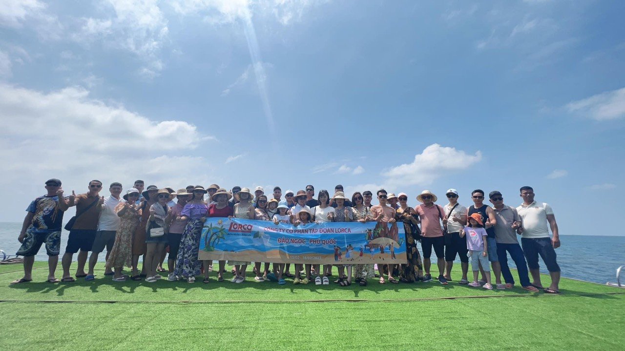 Du lịch Lorca Group 2023