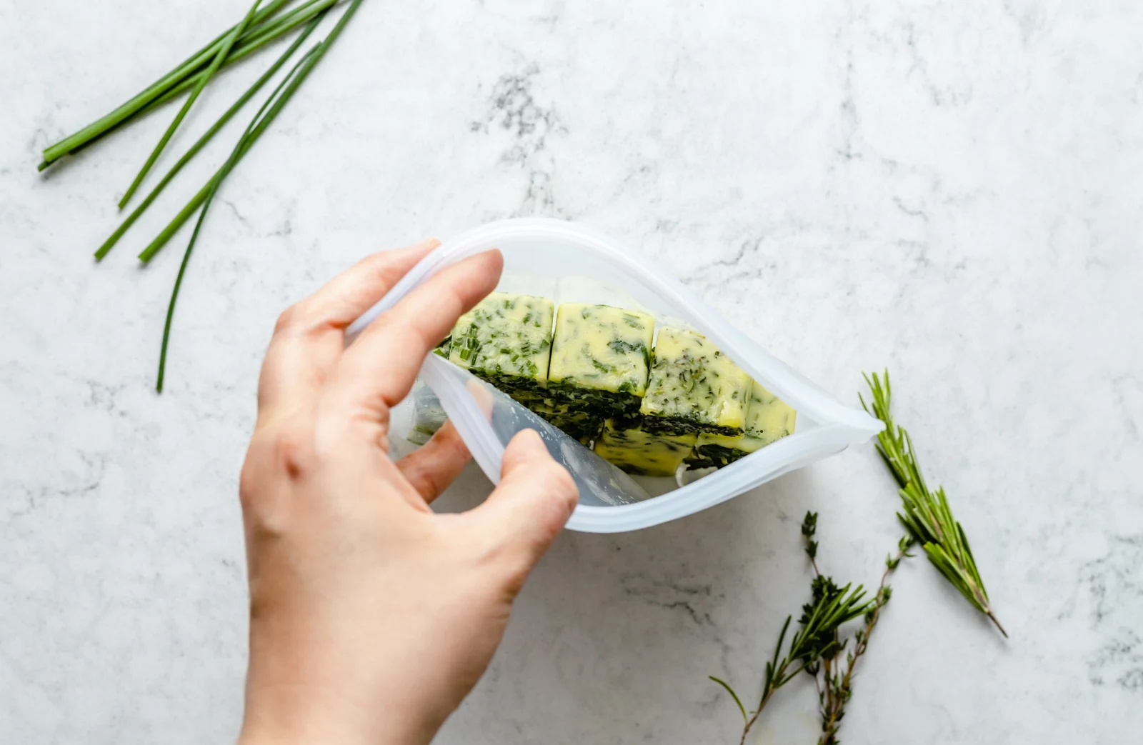 mẹo đông lạnh rau gia vị