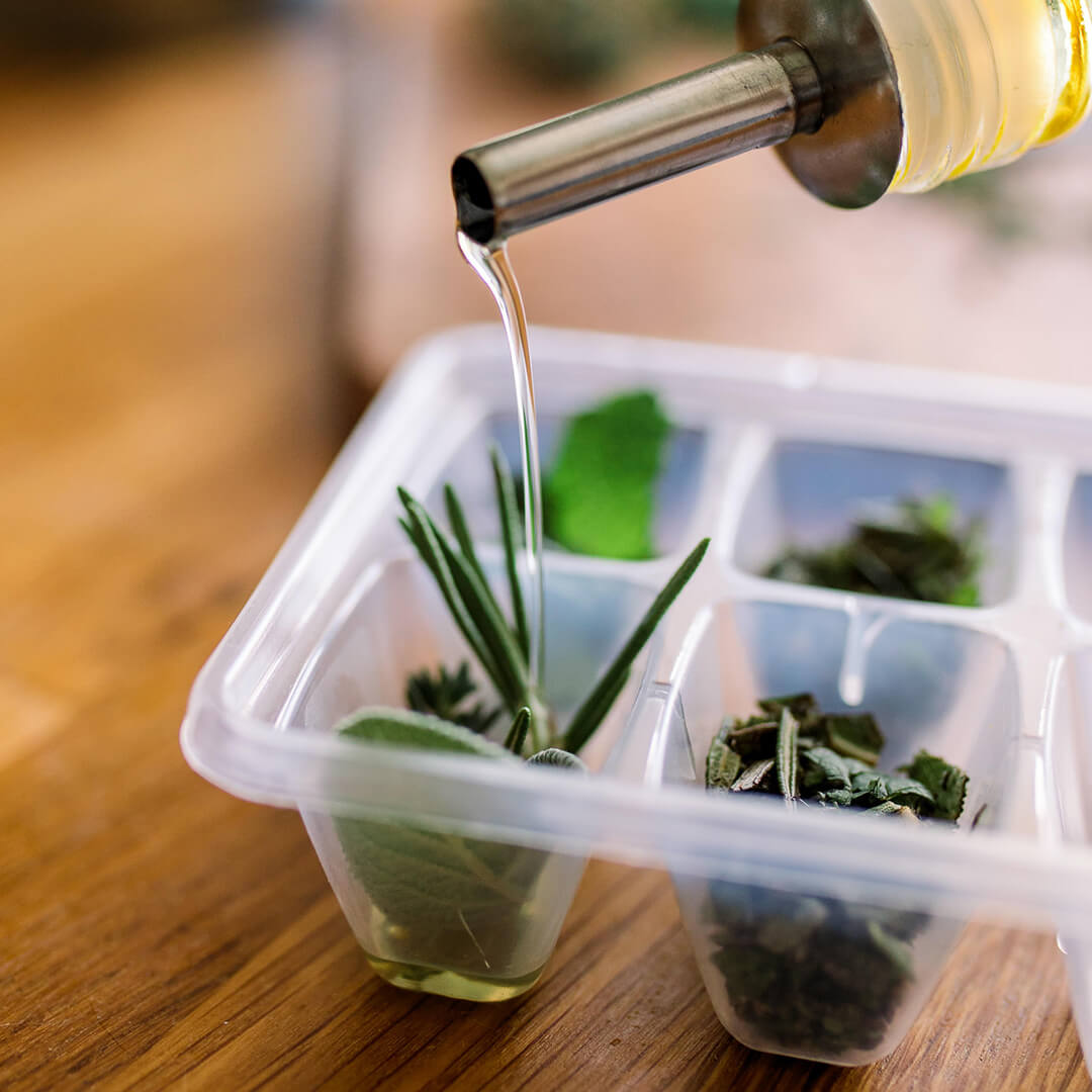 mẹo đông lạnh rau gia vị