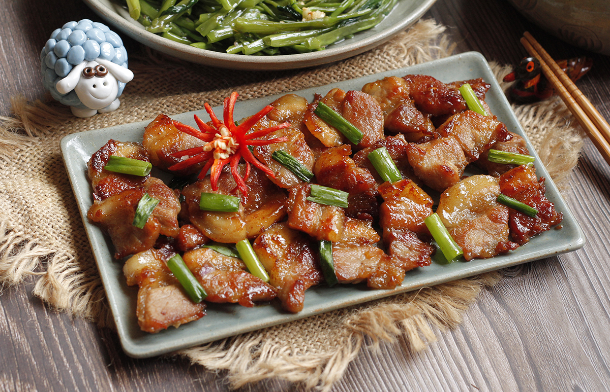 cách làm món thịt lợn rang cháy cạnh
