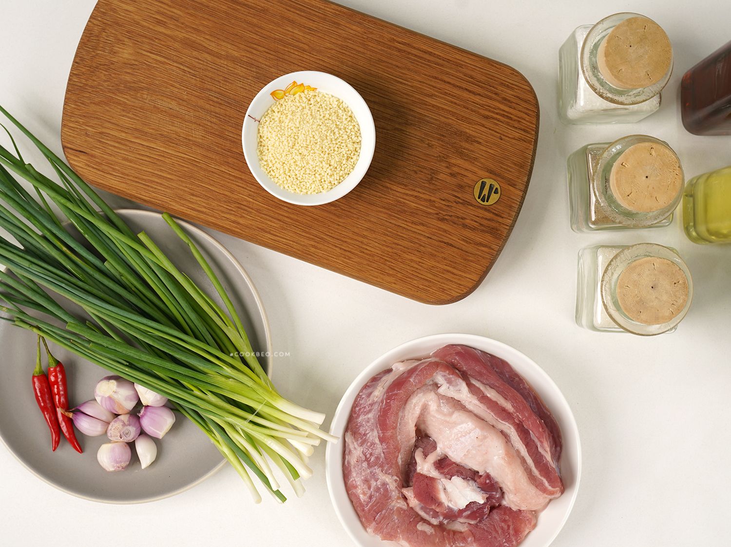 cách làm món thịt lợn rang cháy cạnh