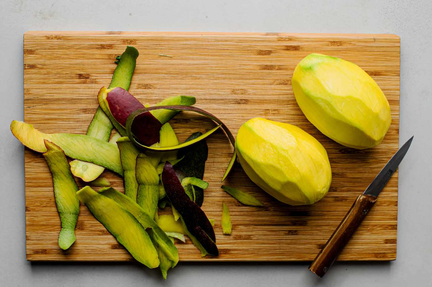 cách làm gỏi xoài kiểu Thái 