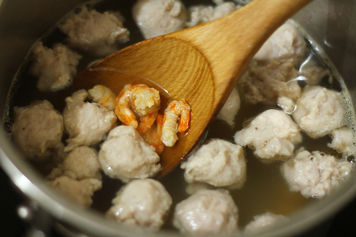 cách nấu canh hoa thiên lí với tôm thịt