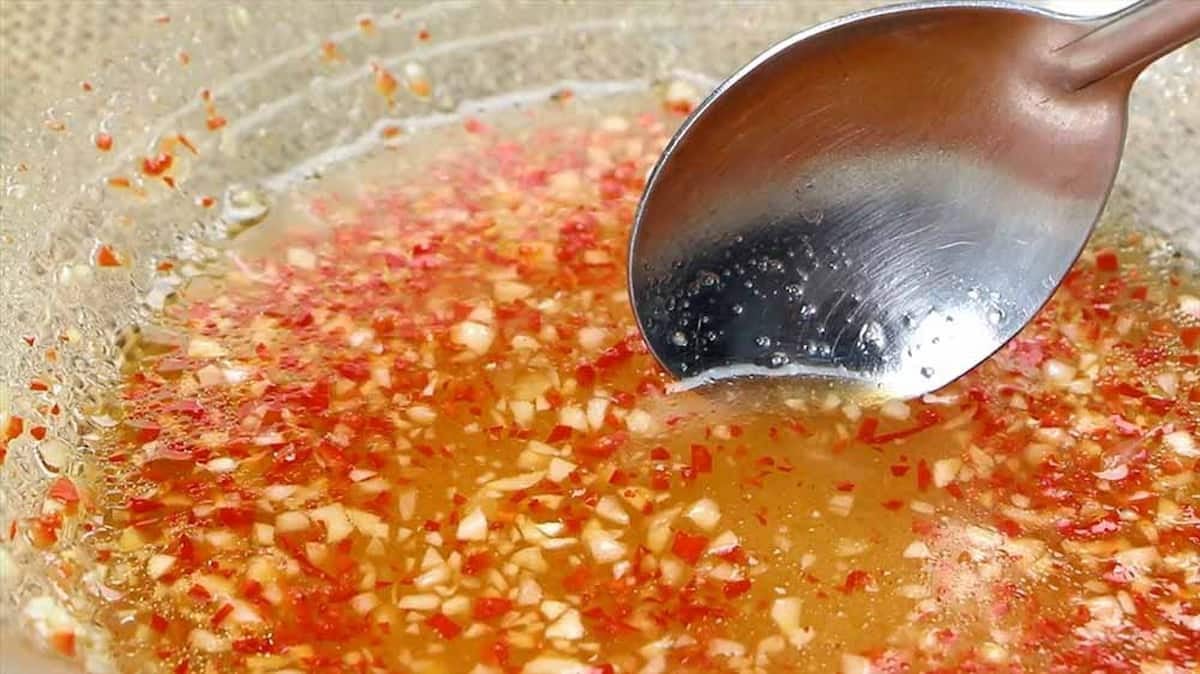 cách làm gỏi gà măng cụt