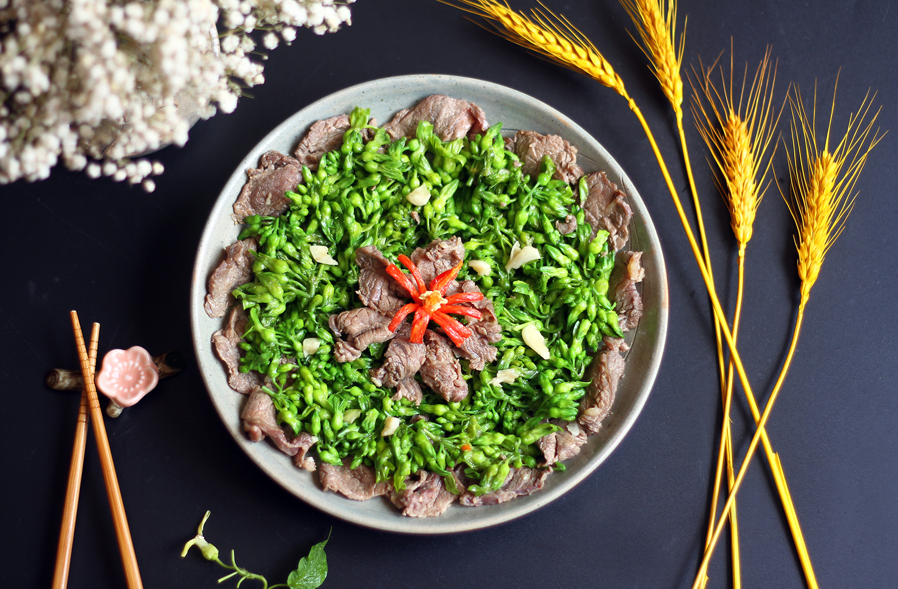 Cách làm món thịt bò xào hoa thiên lí