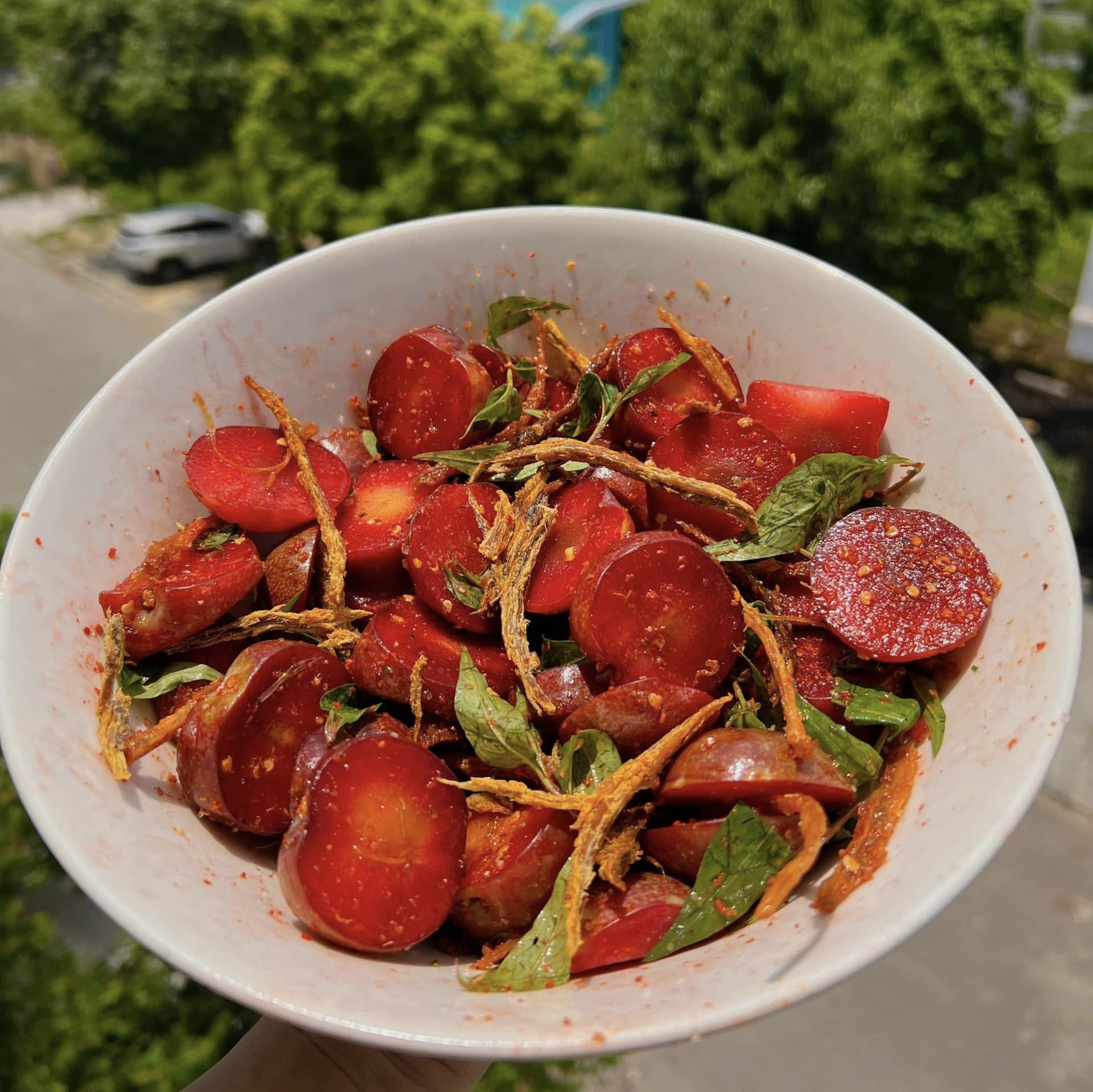 cách làm mận lắc bò khô