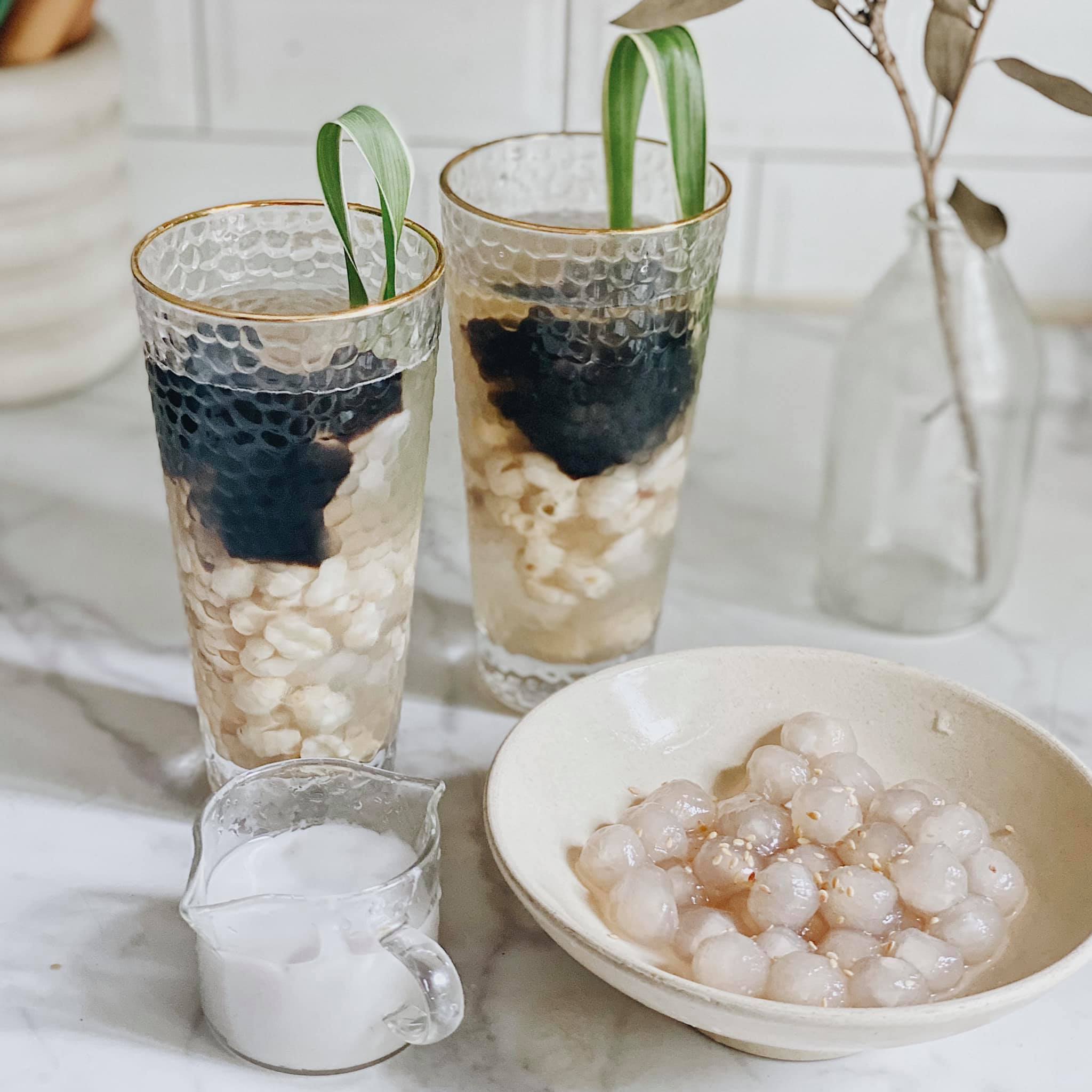 cách làm chè hạt sen tươi 