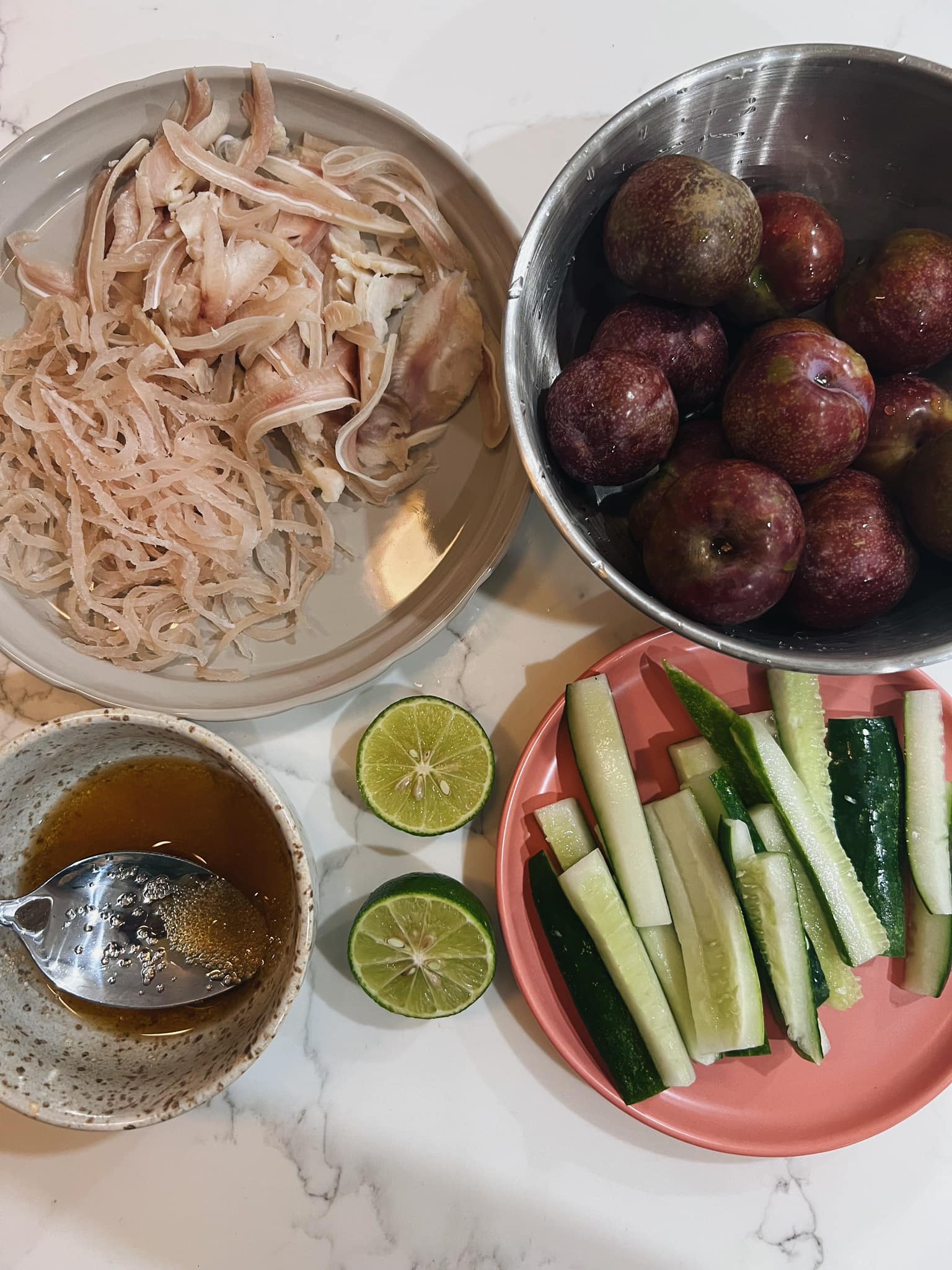 cách làm gỏi mận trộn bì tai heo