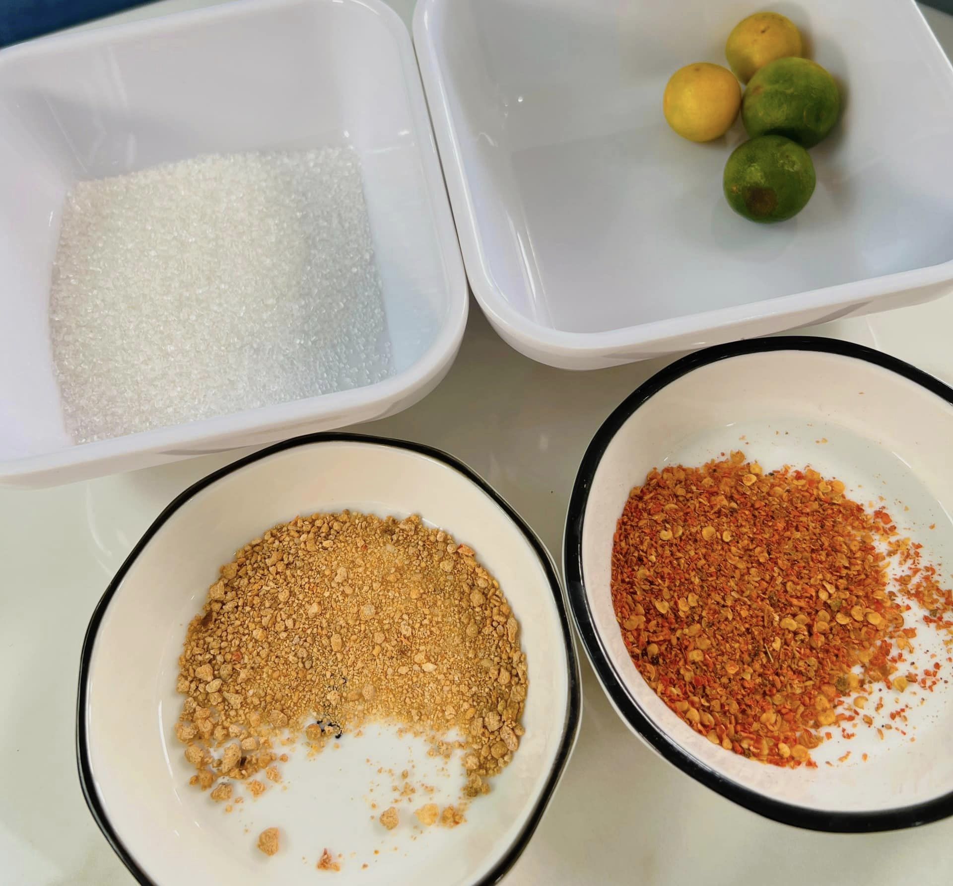 cách làm mận lắc bò khô