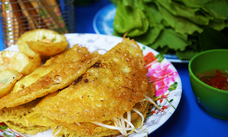 cách làm bánh xèo bằng nồi chiên không dầu