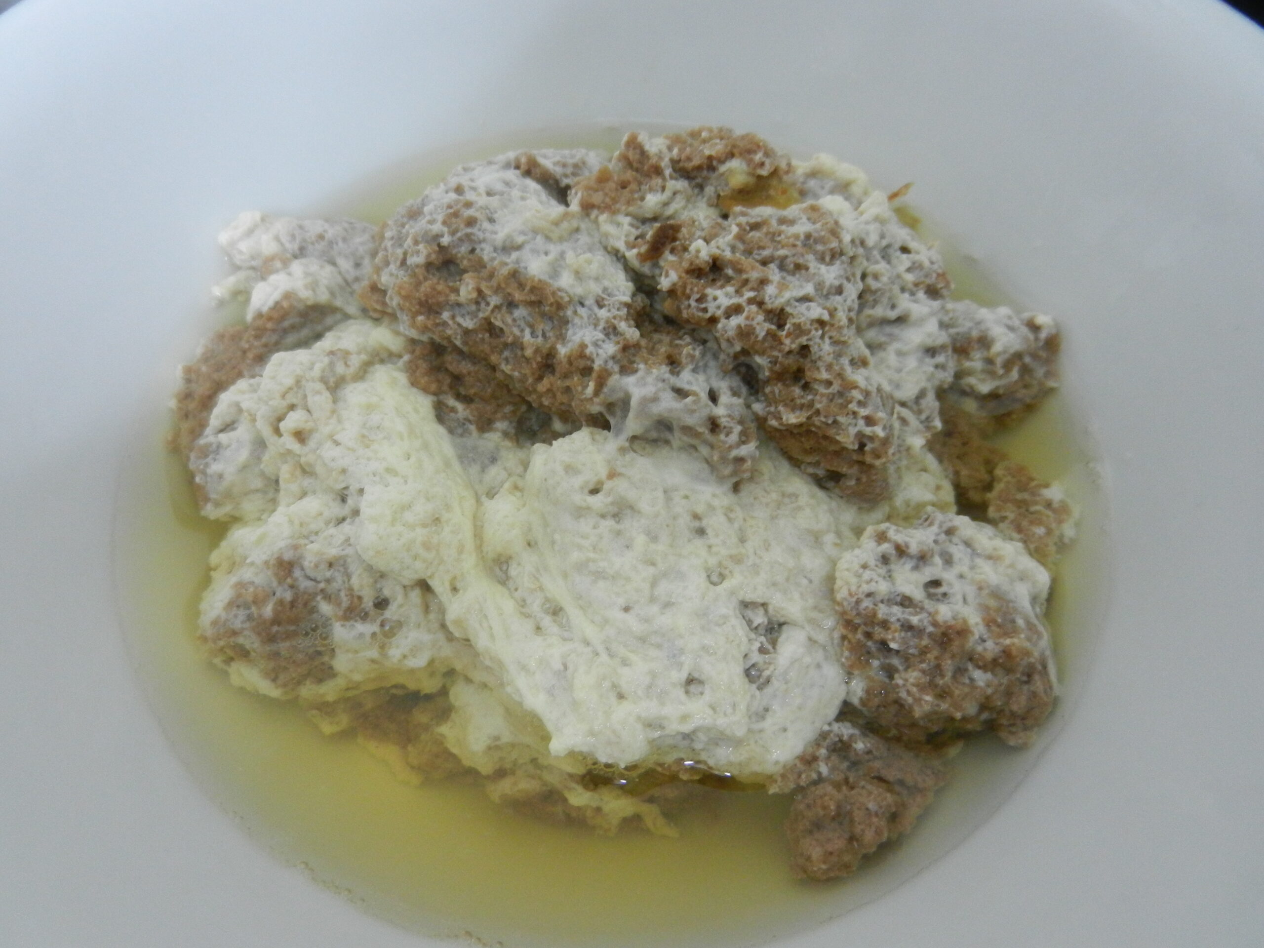 Cách nấu bún riêu sườn từ sữa đậu nành