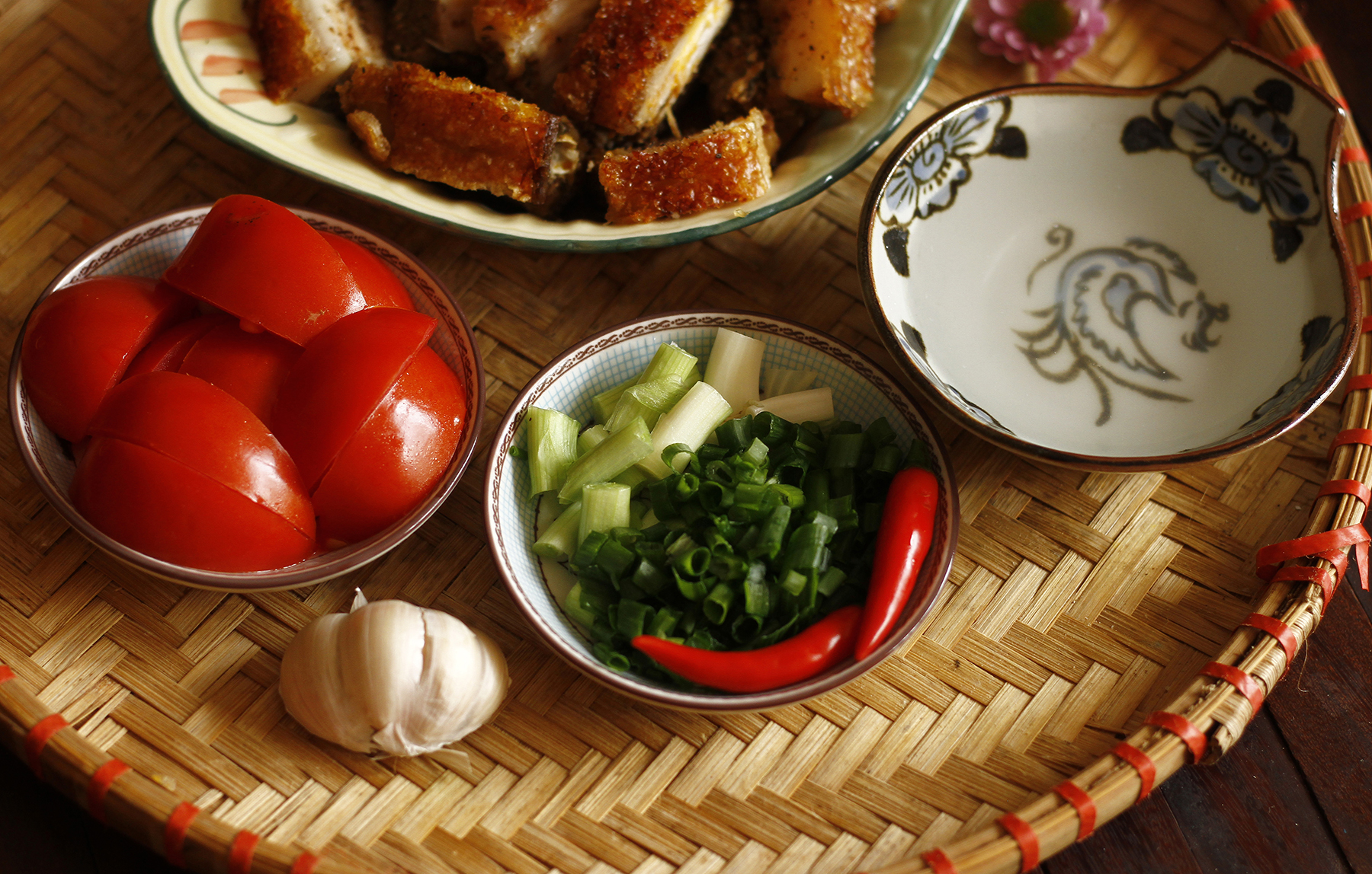 công thức thịt quay kho dưa chua