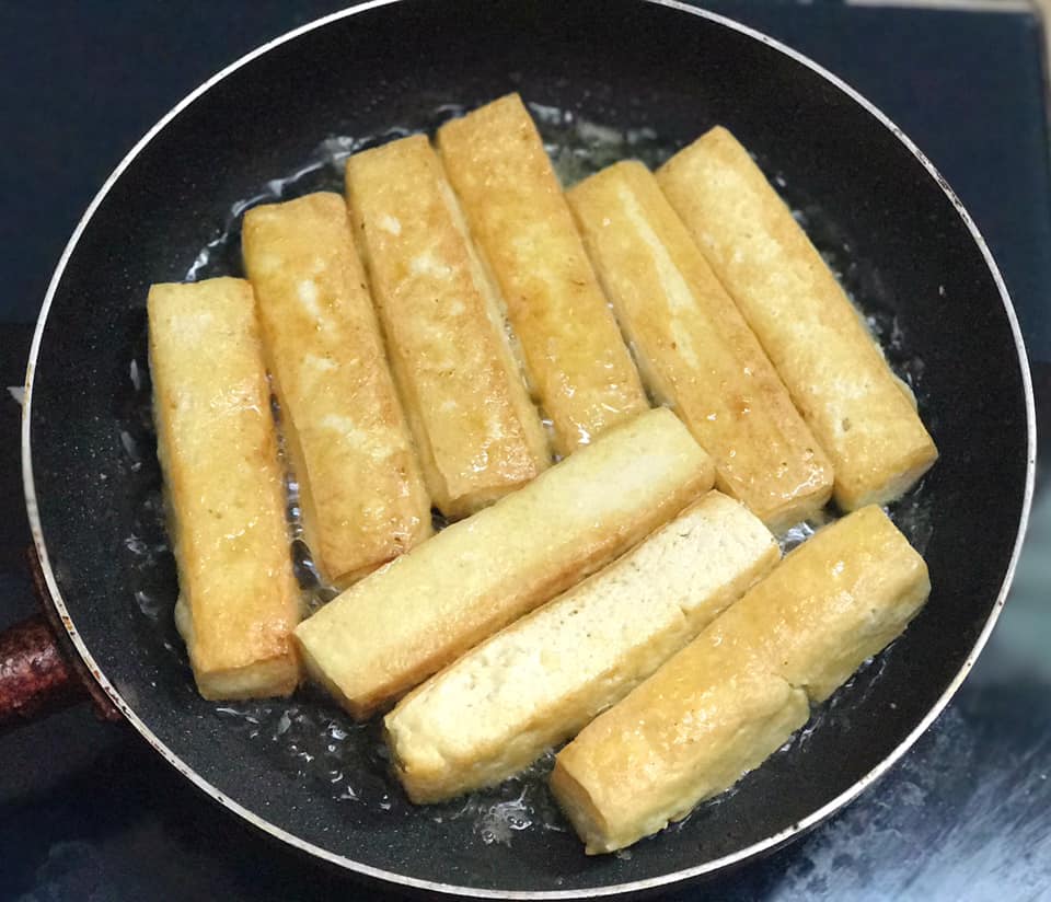 công thức đậu phụ rim nước dừa