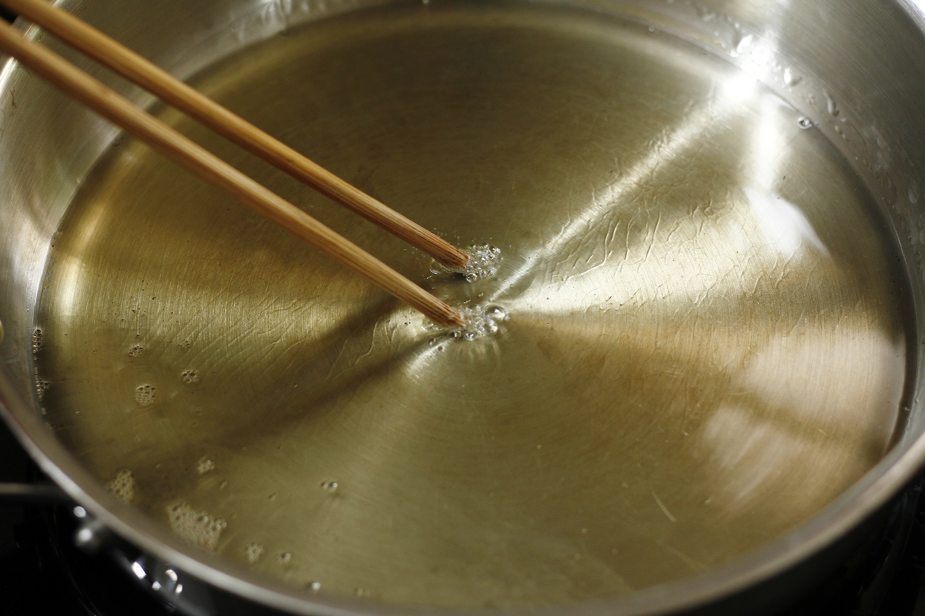 mẹo rán đậu không cần chảo chống dính