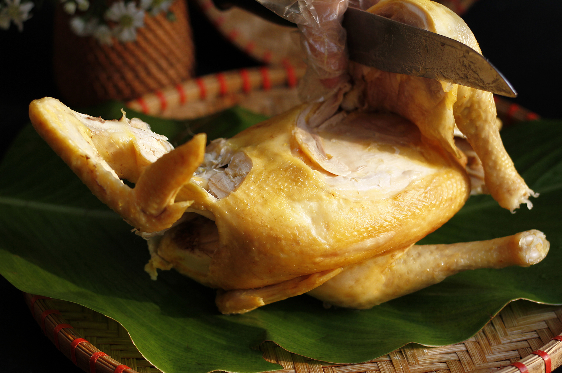 cách luộc và lọc thịt gà đơn giản, đẹp mắt