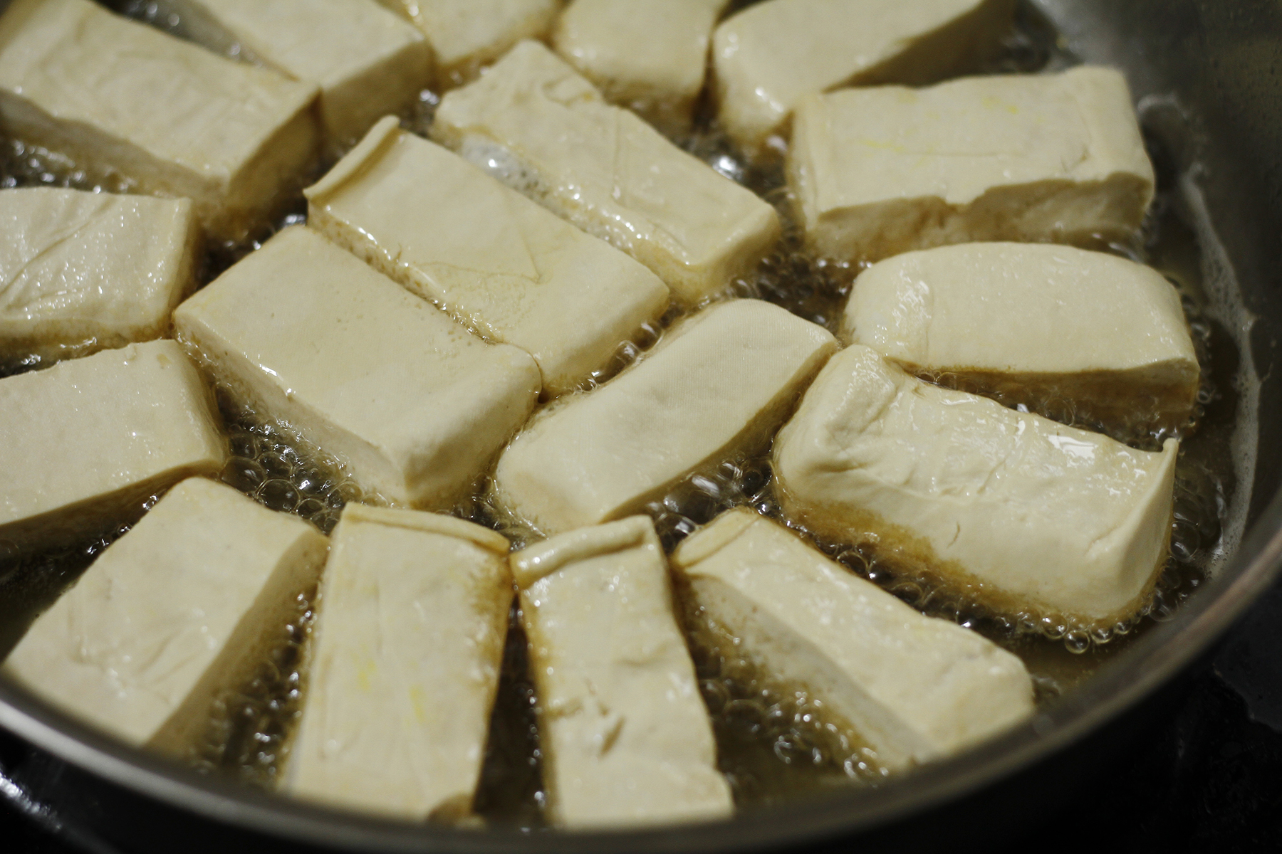 mẹo rán đậu không cần chảo chống dính