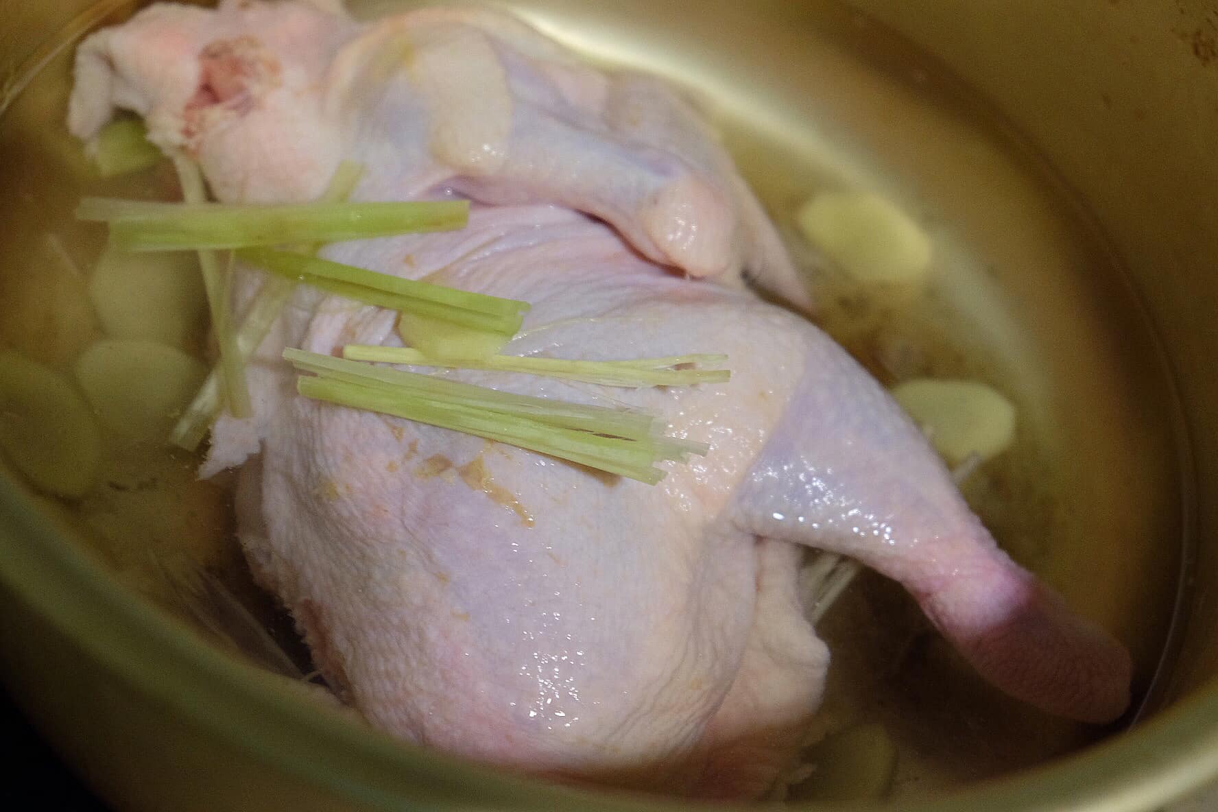 cách làm gỏi gà rau răm