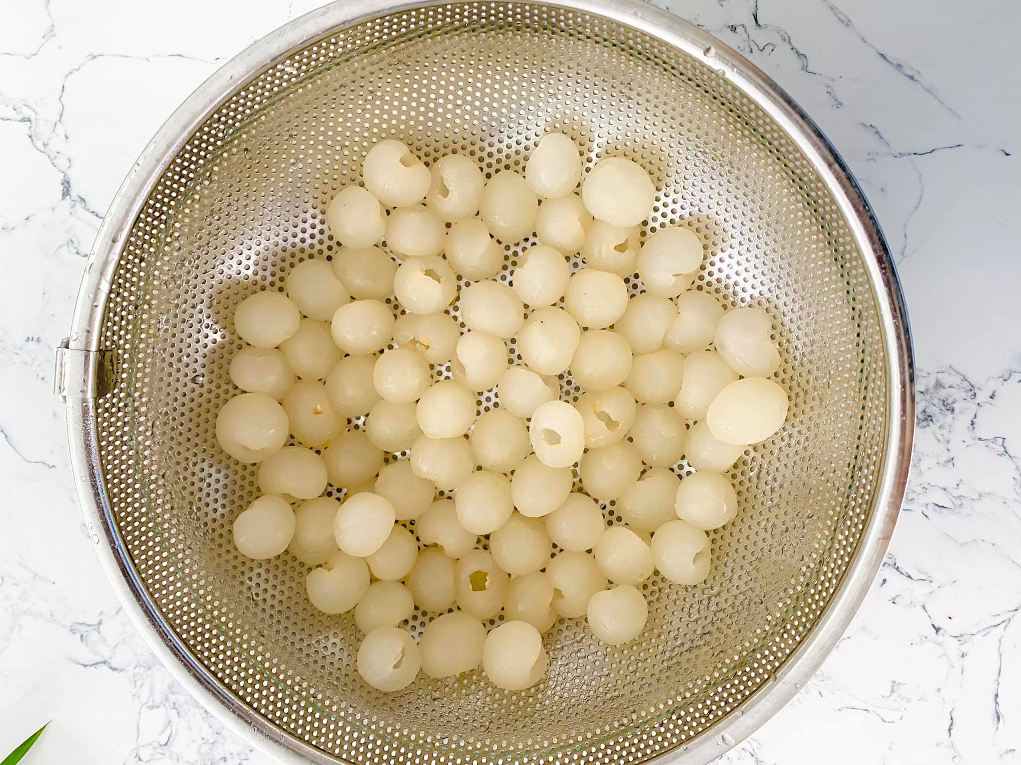 cách nấu chè hạt sen long nhãn tại nhà