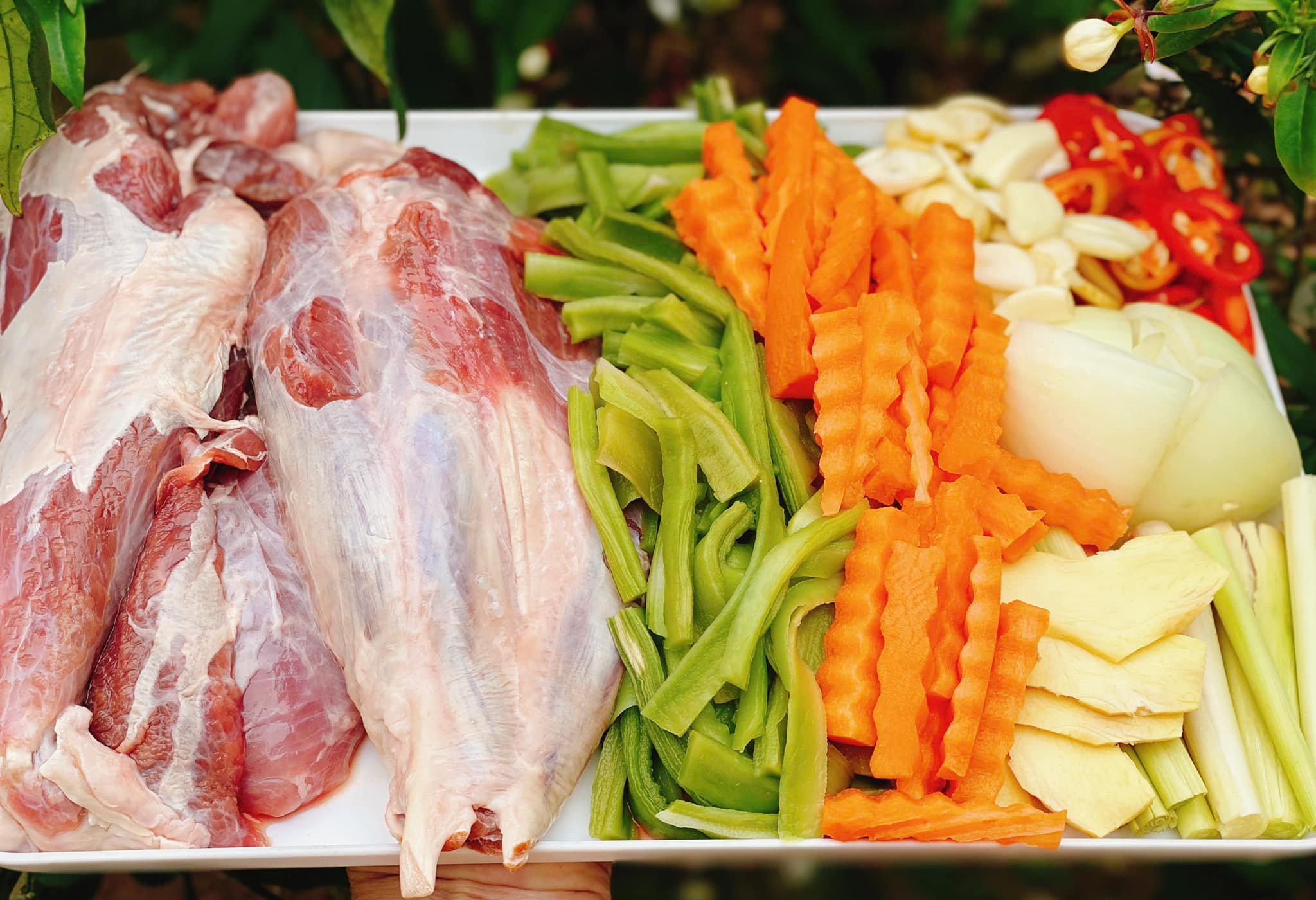 cách làm bắp bò ngâm rau tiến vua