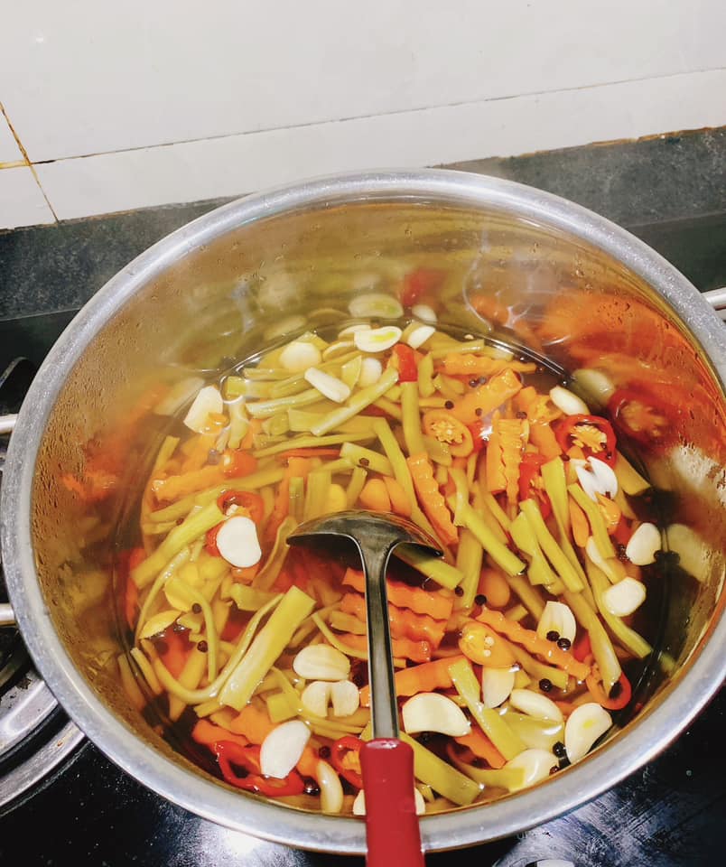 cách làm bắp bò ngâm rau tiến vua